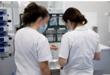 Απορρίφθηκε ομαδική προσφυγή υγειονομικών εναντίον του υποχρεωτικού εμβολιασμού τους